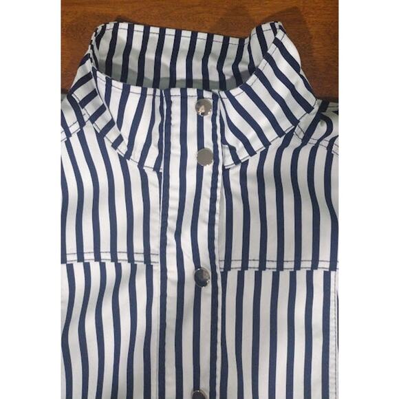 Chico's Striped Zip and Snap 3/4 Length Tab Sleeve Jacket, Navy/Wht, Sz 1 (8) - Picture 12 of 12